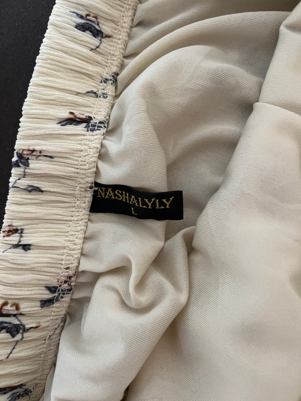 Women’s Floral Cream Maxi Skirt - Picture 11 of 13